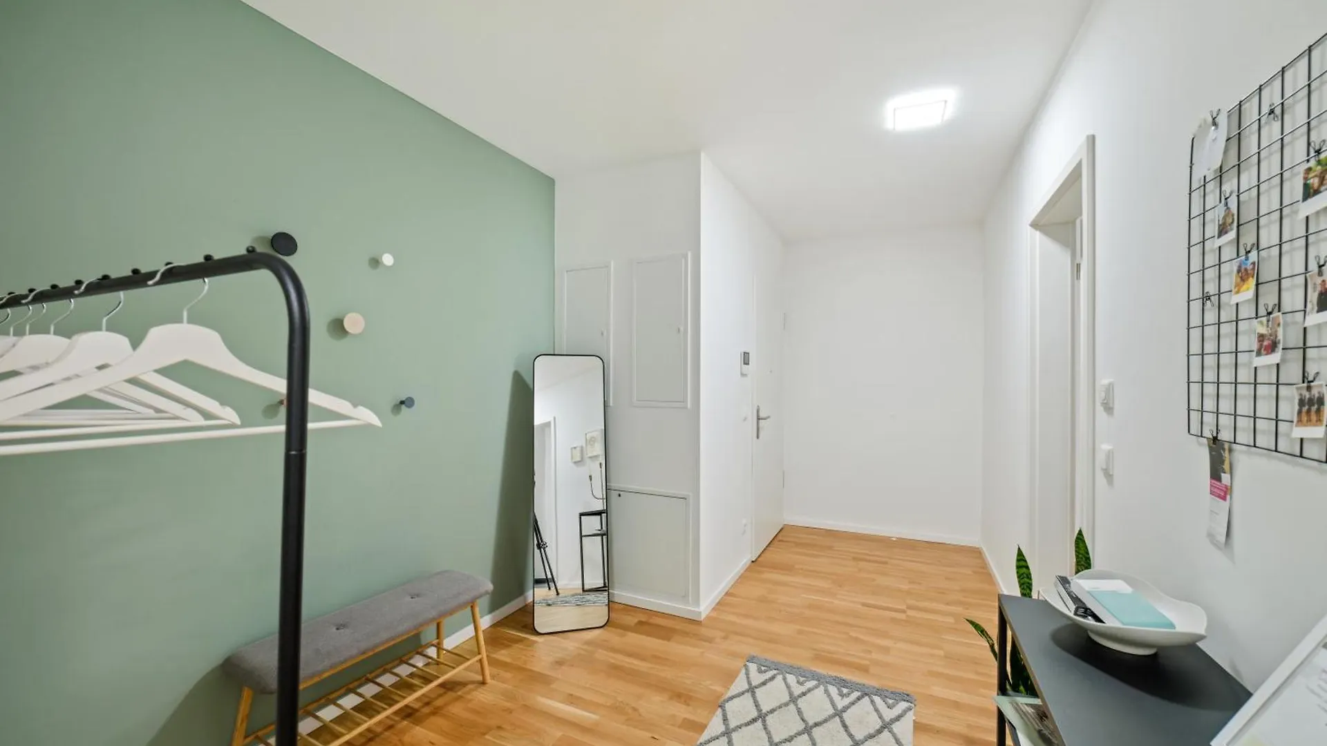 Sali Homes R4 - High-Quality Apartment With Terrace Bayreuth 0*,